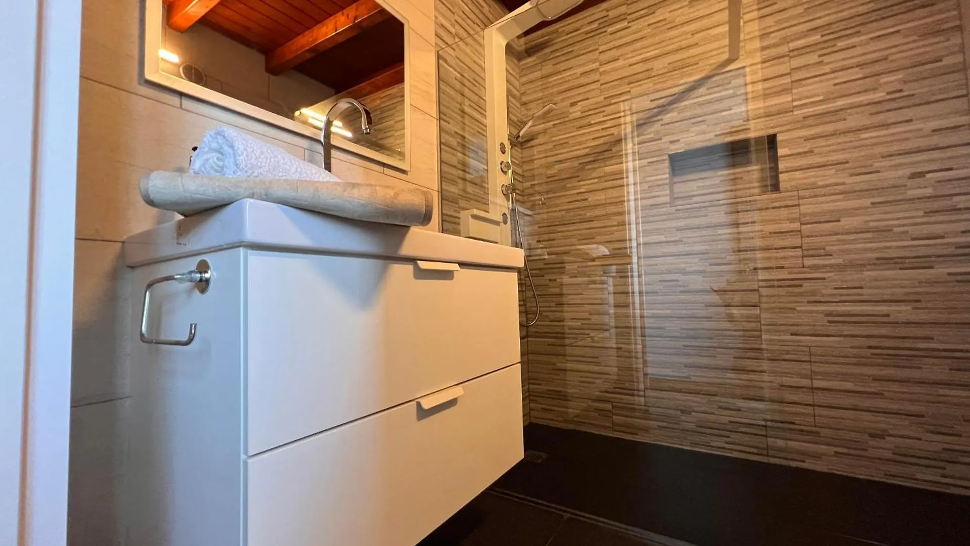 Estudio Agradable, Con Jacuzzi, Terraza Y Barbacoa, Totalmente Independiente Apartment Corralejo